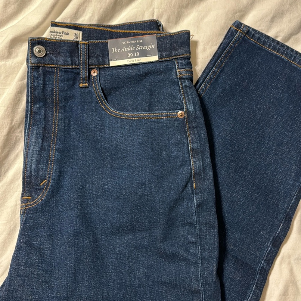 Abercrombie & Fitch ultra high-rise ankle straight jeans